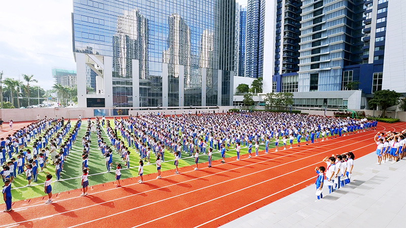 在濱海小學(xué)安裝部署了數(shù)臺安靜操場系統(tǒng)